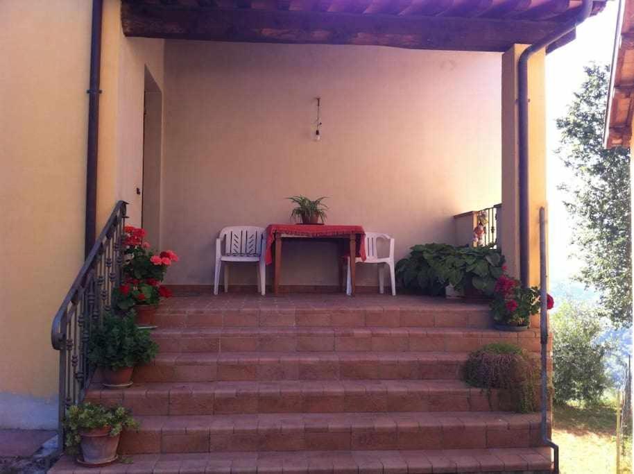 Ospitaci Appartamenti Di Campagna Le Rancole Valtopina Exterior photo